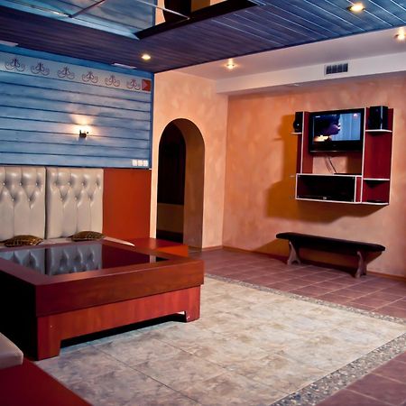 Central Hotel Soroca Exterior photo