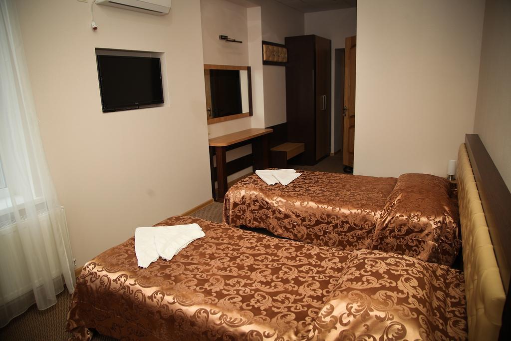 Central Hotel Soroca Room photo